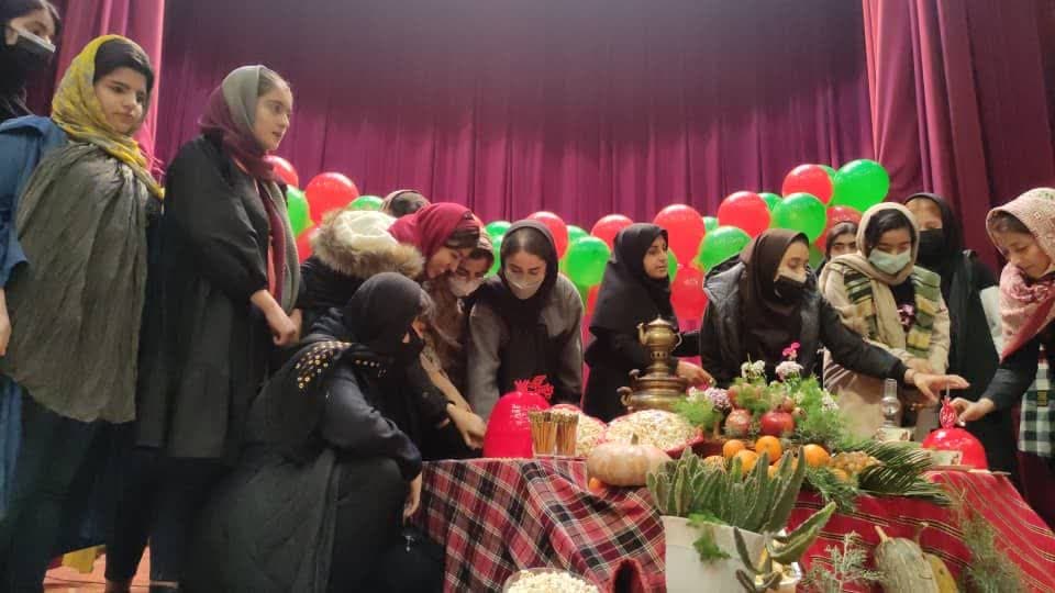 دبیرستان غیر دولتی پیشگامان حکیمه