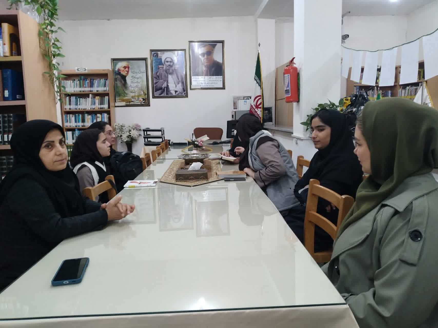 دبیرستان غیر دولتی حکیمه